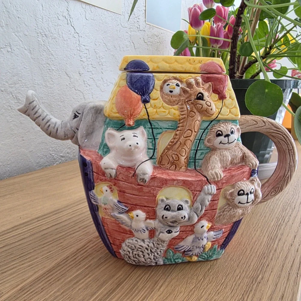 Vintage 1996 Susan Burger Noahs Ark Ceramic Teapot Flowers Inc Balloons Elephant